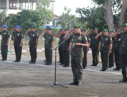 Dandim Batam Pimpin Ziarah Makam Pahlawan Peringati HUT Ke-20 Korem 033/WP