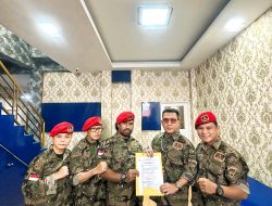 Junaidi Eddy Serahkan SK DPC GRIB JAYA Kota Batam, Dorong Percepatan Pembentukan Struktur Hingga Tingkat Akar Rumput